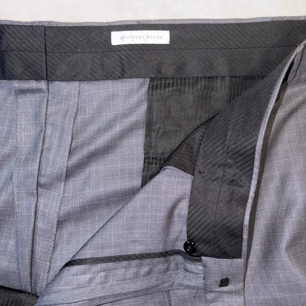 Geoffrey Beene Mens Grey Glen Plaid 2 Piece Suit Jacket 64R Pants 52W 30L DX27